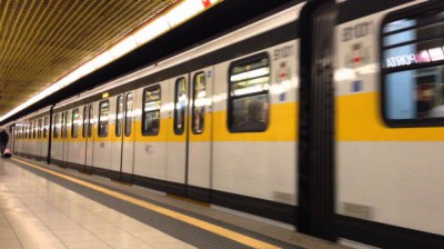 Guide pour le metro jaune de Milan